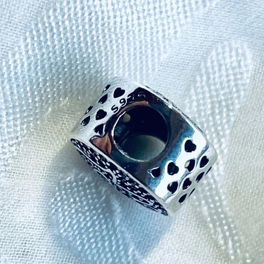 🧿✨ NWOT Blue Evil Eye Hamsa Hand Charm – 925 Sterling Silver 💙